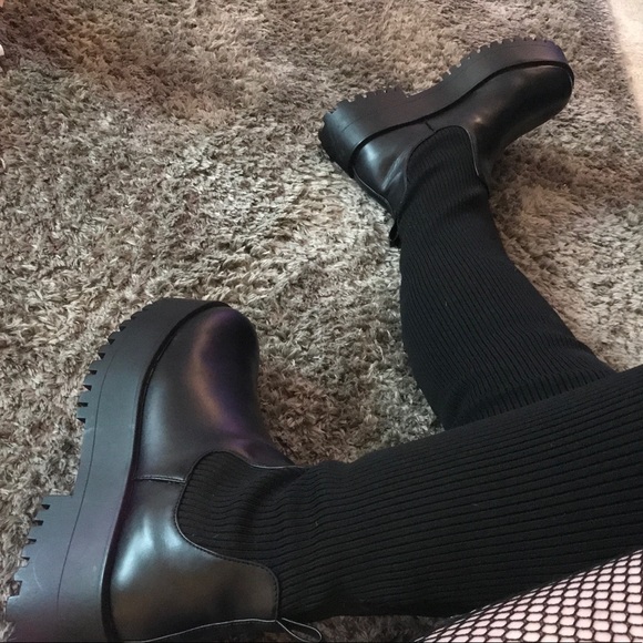 Steve Madden- Scoop Over-the-Knee Knit Lug Sole Boot (NWT) - Picture 4 of 16